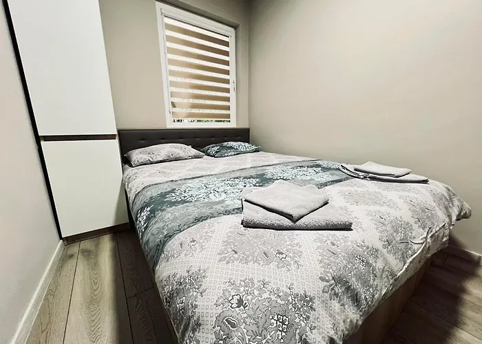 Nj Deluxe فارنا