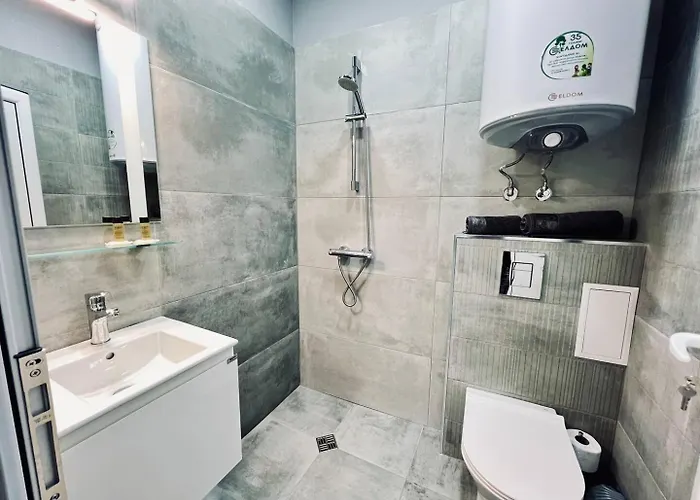 Nj Deluxe فارنا