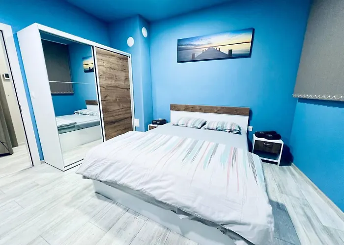 Nj Deluxe * فارنا